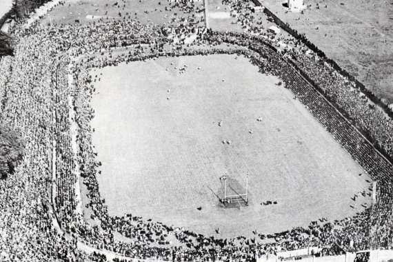 Aerial view of Fitzgerald Stadium during the 1951 Munster Hurling Final