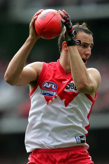 Tadhg Kennelly with the Sydney Swans