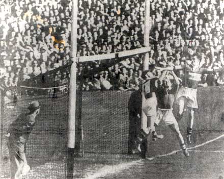 1955 - Kerry V's Cavan - Johnny Culloty punches a goal